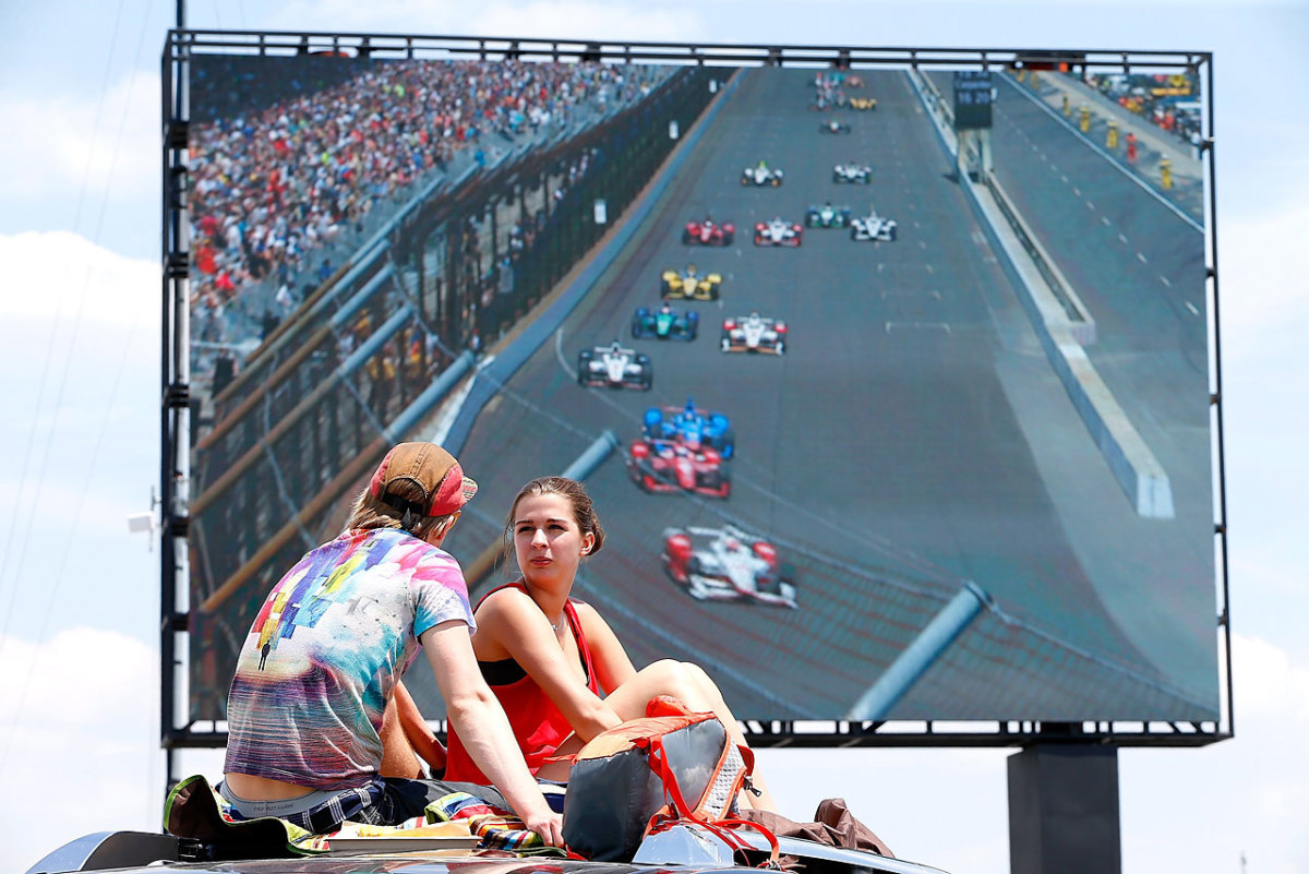 Indy-500-c.jpg